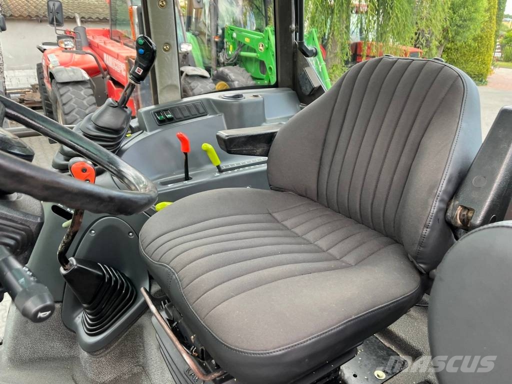 CLAAS CELTIS 446 PLUS RX + MAILLEUX MX40-85 Tractoren