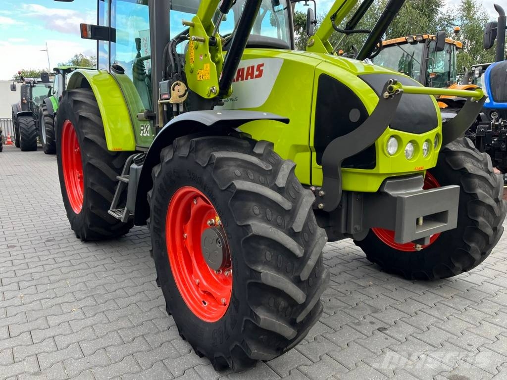 CLAAS CELTIS 446 PLUS RX + MAILLEUX MX40-85 Tractoren