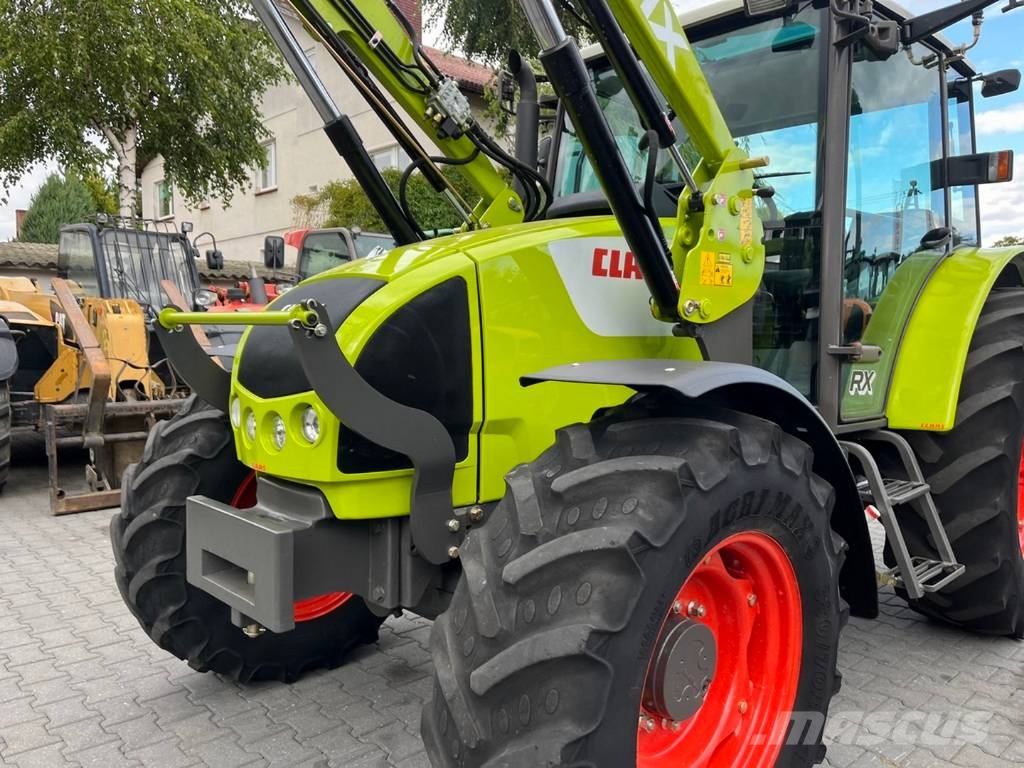 CLAAS CELTIS 446 PLUS RX + MAILLEUX MX40-85 Tractoren