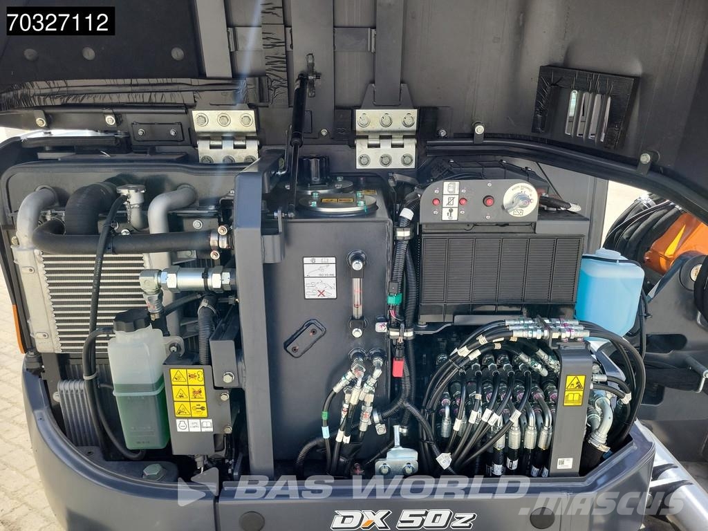 Develon DX50 Z-7 A/C - Buckets حفارات صغيرة أقل من 7 طن (حفارات صغيرة)
