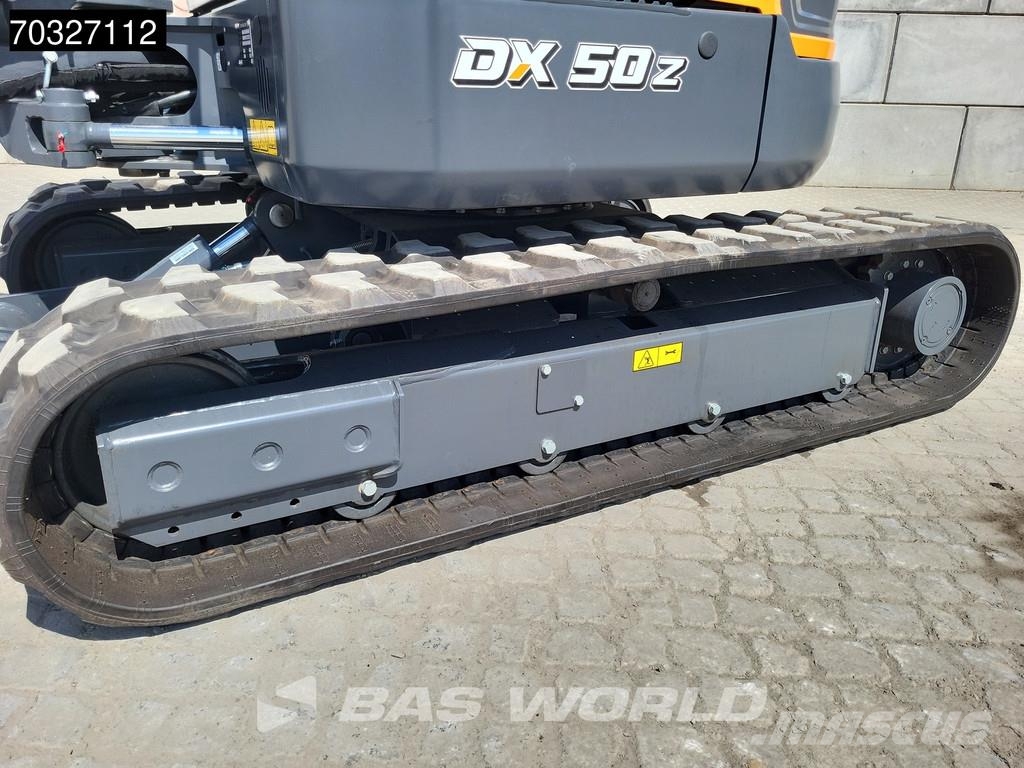 Develon DX50 Z-7 A/C - Buckets حفارات صغيرة أقل من 7 طن (حفارات صغيرة)