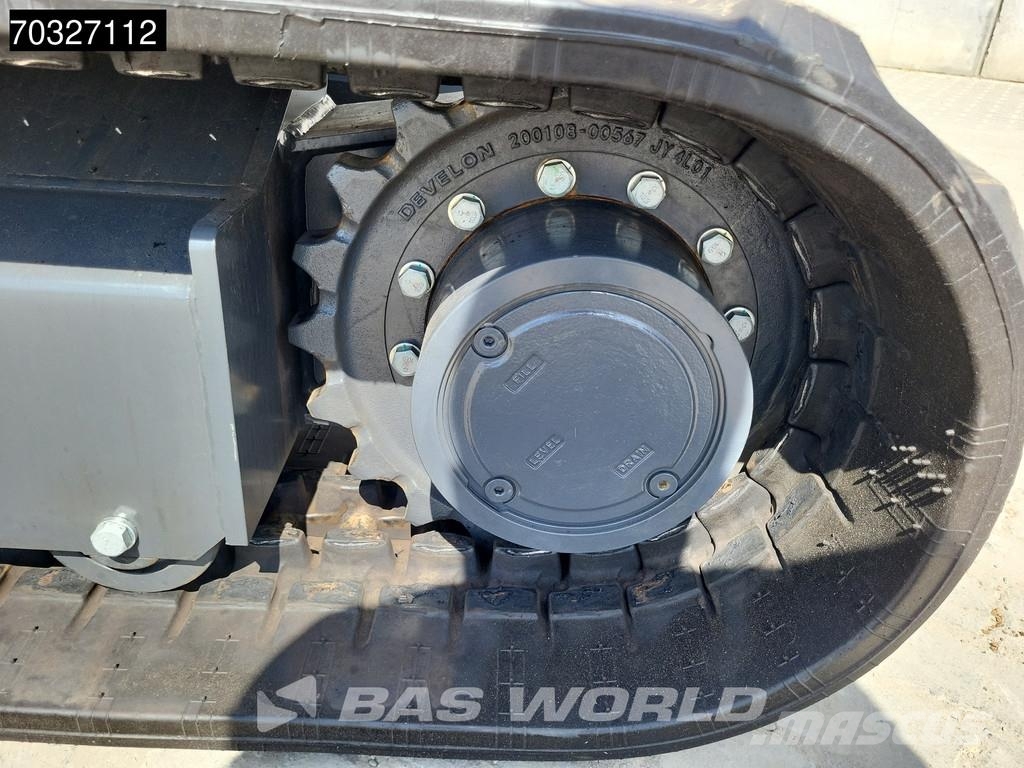 Develon DX50 Z-7 A/C - Buckets حفارات صغيرة أقل من 7 طن (حفارات صغيرة)