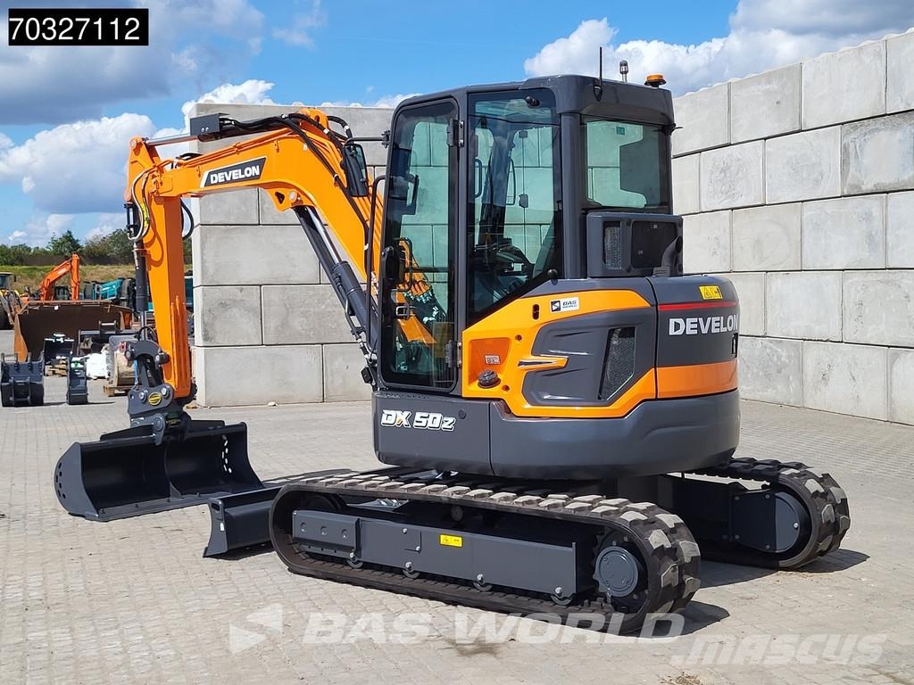 Develon DX50 Z-7 A/C - Buckets حفارات صغيرة أقل من 7 طن (حفارات صغيرة)