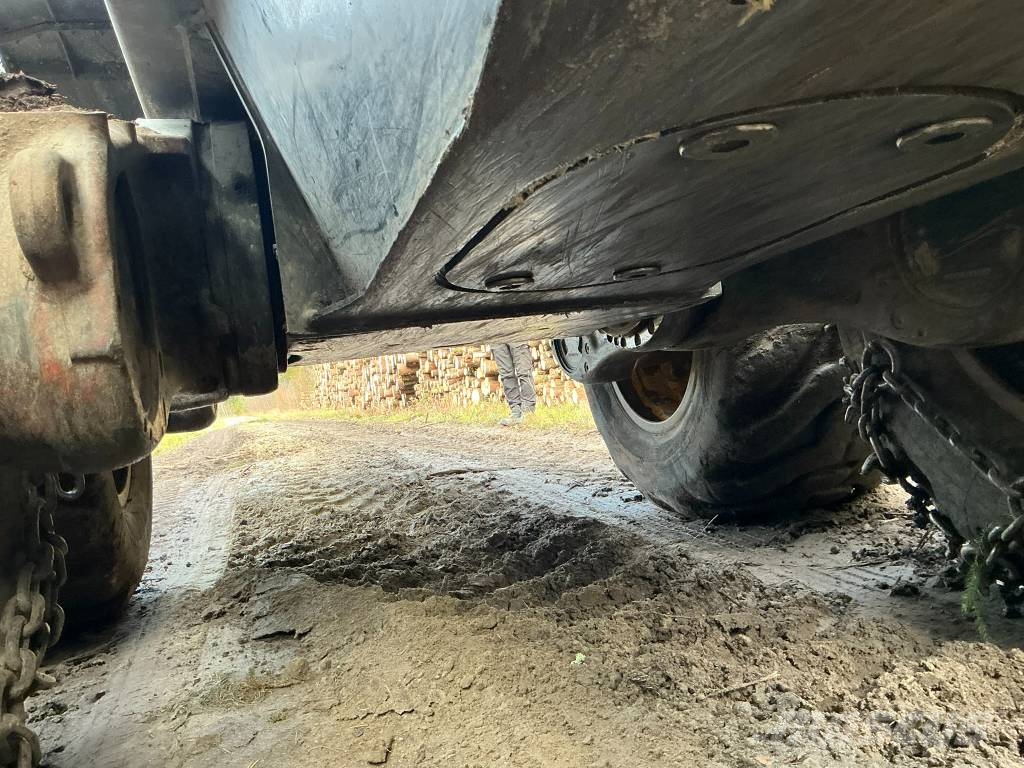 Ponsse BUFFALO 8W Forvarderi