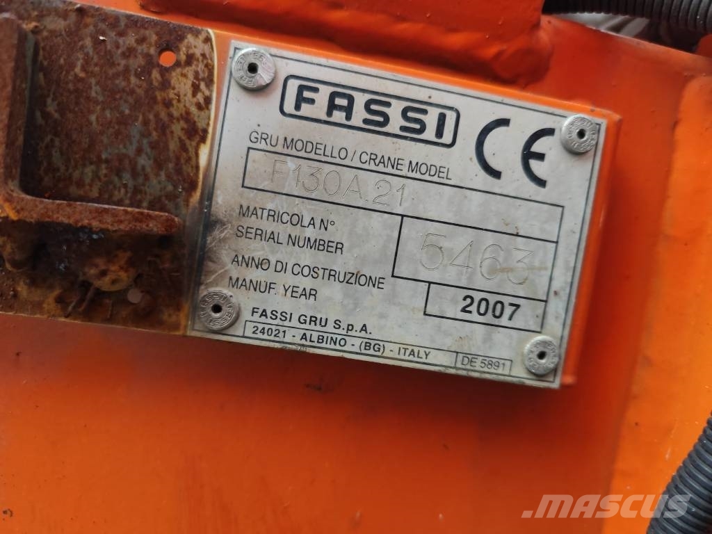 Iveco Stralis 190 S 31 شاحنات الرافعات