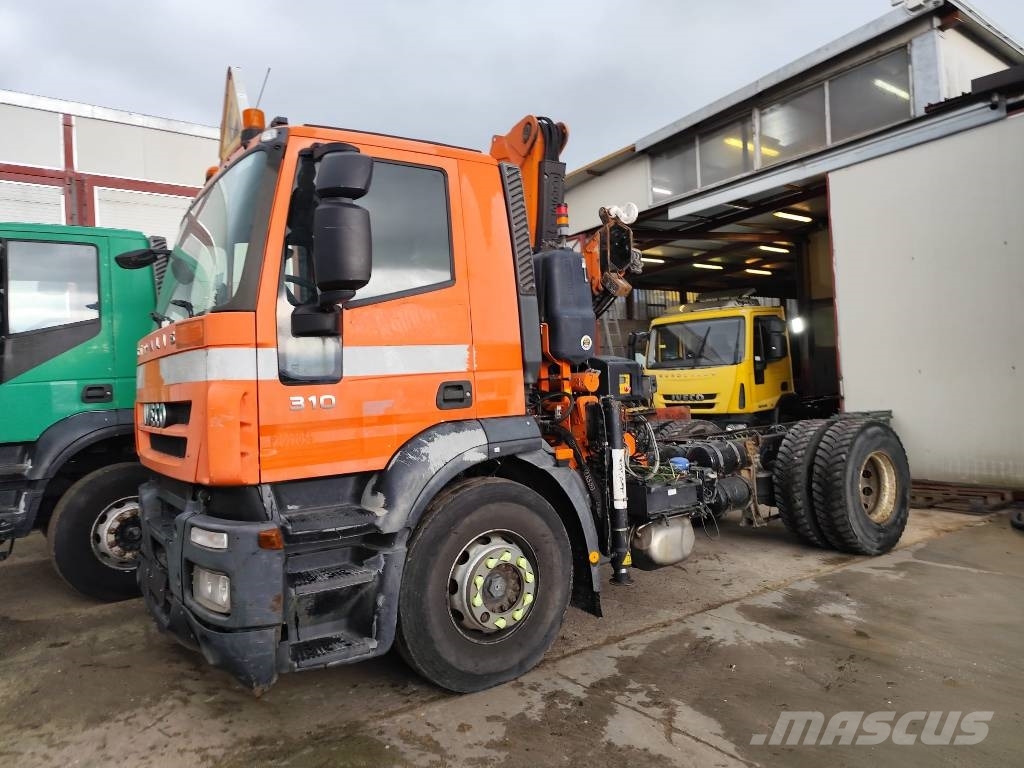 Iveco Stralis 190 S 31 شاحنات الرافعات
