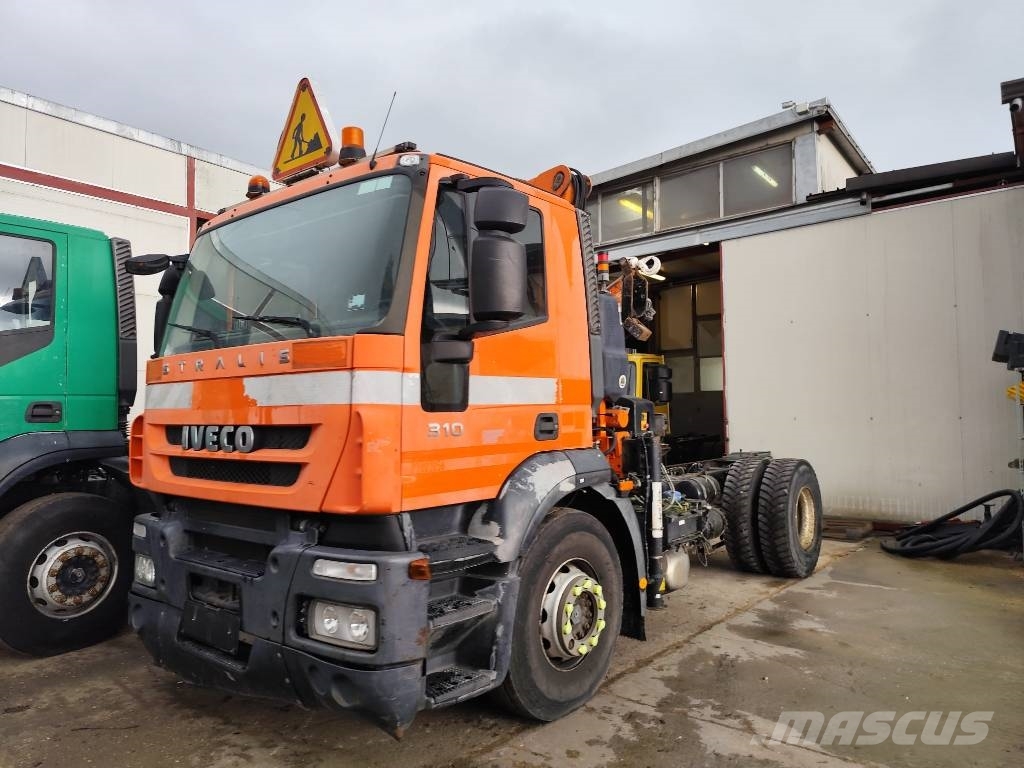 Iveco Stralis 190 S 31 شاحنات الرافعات