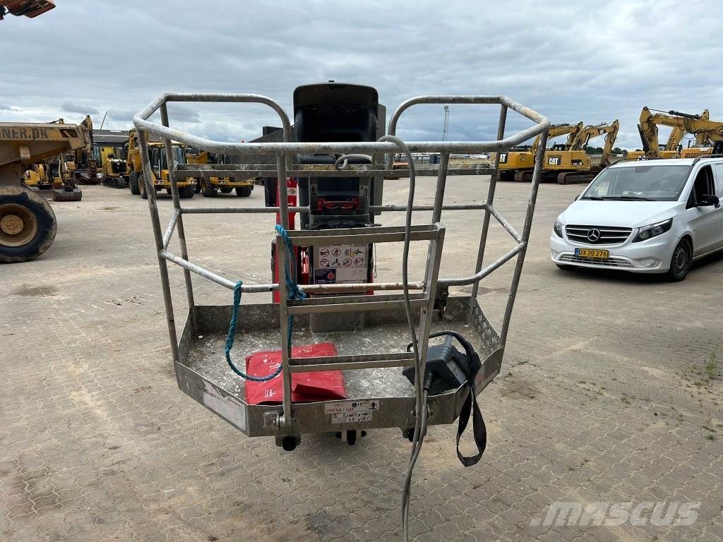 Teupen Leo13gt Compact self-propelled boom lifts