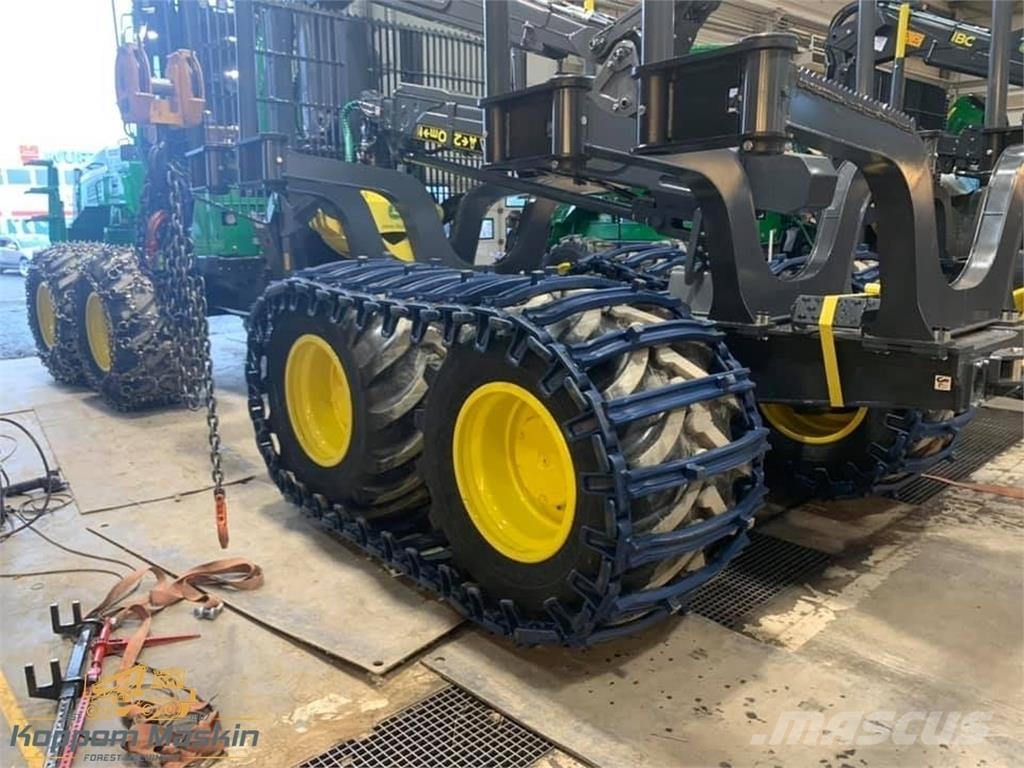  Other/Övrigt XLT  UNI HD 750X26,5 F2 STD Gosenice, verige in podvozje