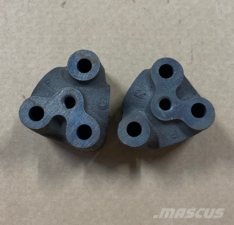 Deutz-Fahr Rocker Arm Bracket 03371867, 0337 1867, 0337-1867 Mootorid
