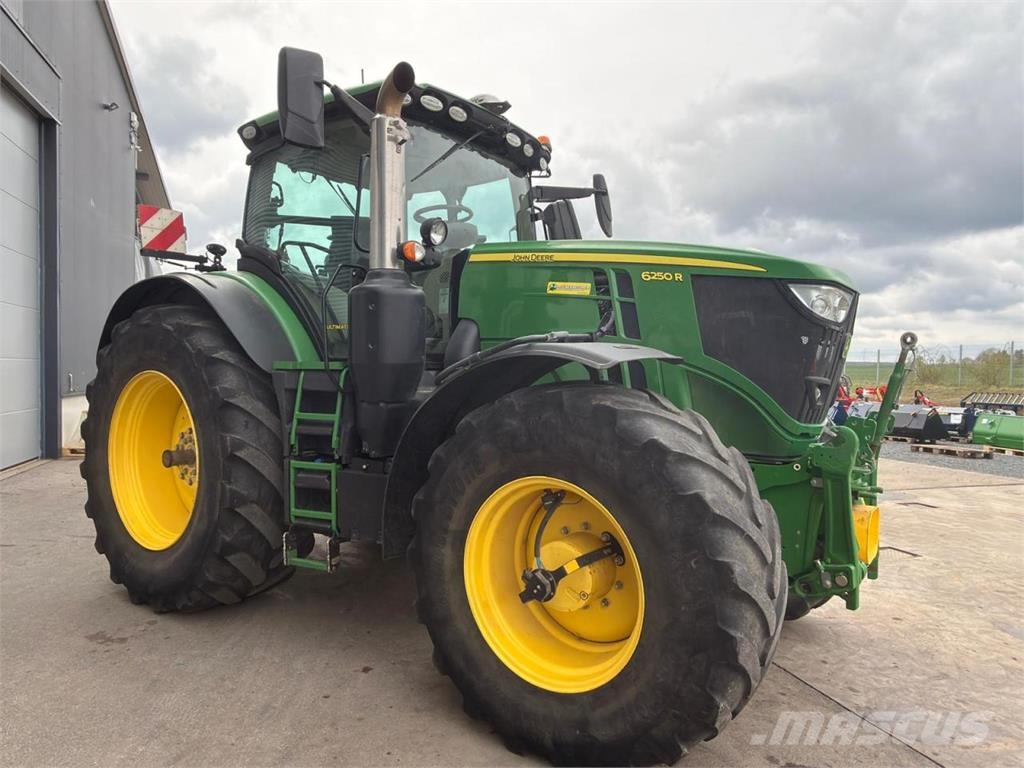 John Deere 6250R - Steckachse, Command PRO Tractores