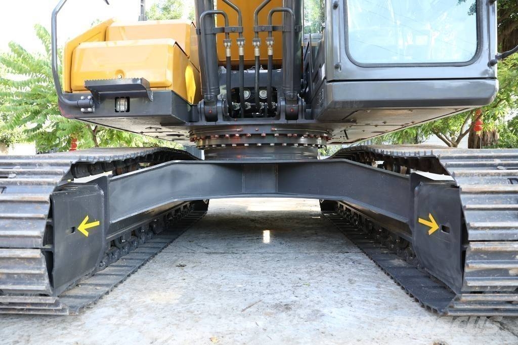 XCMG XE200 GA 履带挖掘机