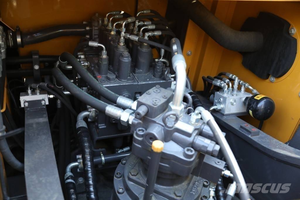 XCMG XE200 GA 履带挖掘机