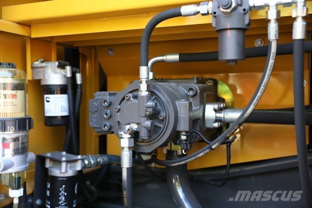 XCMG XE200 GA 履带挖掘机