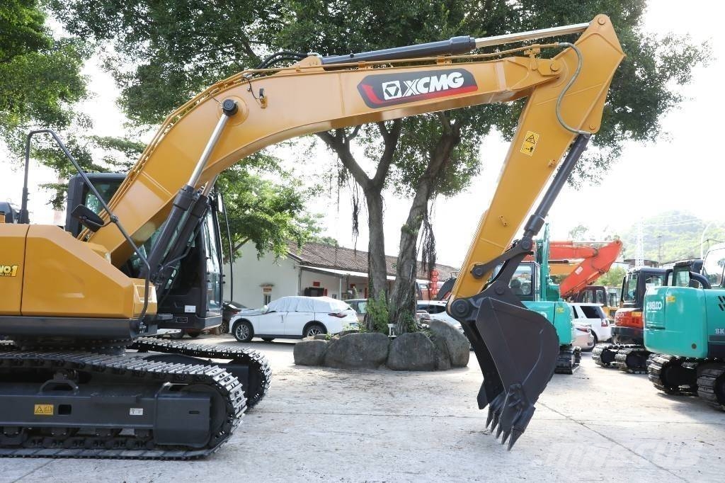 XCMG XE200 GA 履带挖掘机