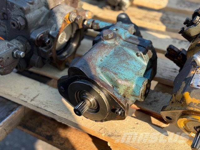 Sauer Danfoss 3XSAUER+2XREXROTCH +1 vickers Гідравліка