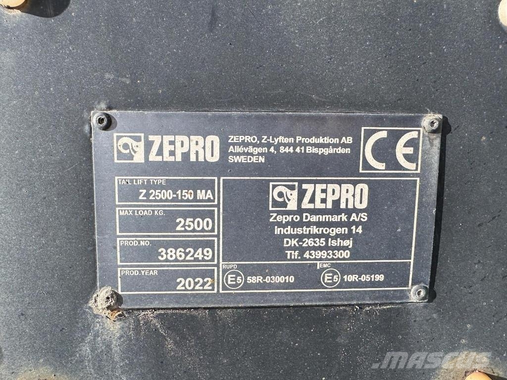 DAF LF 290 4X2 EURO 6 - REAR DOORS DAMAGED Camiones con temperatura controlada