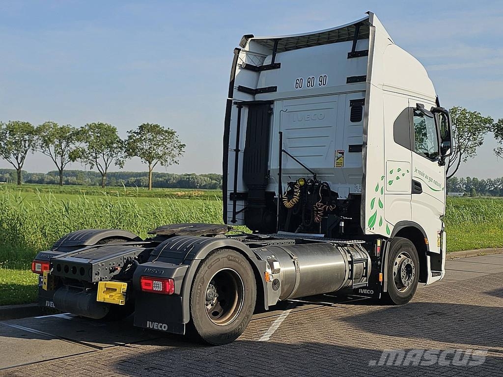 Iveco S-WAY AS440S46 LNG Naudoti vilkikai