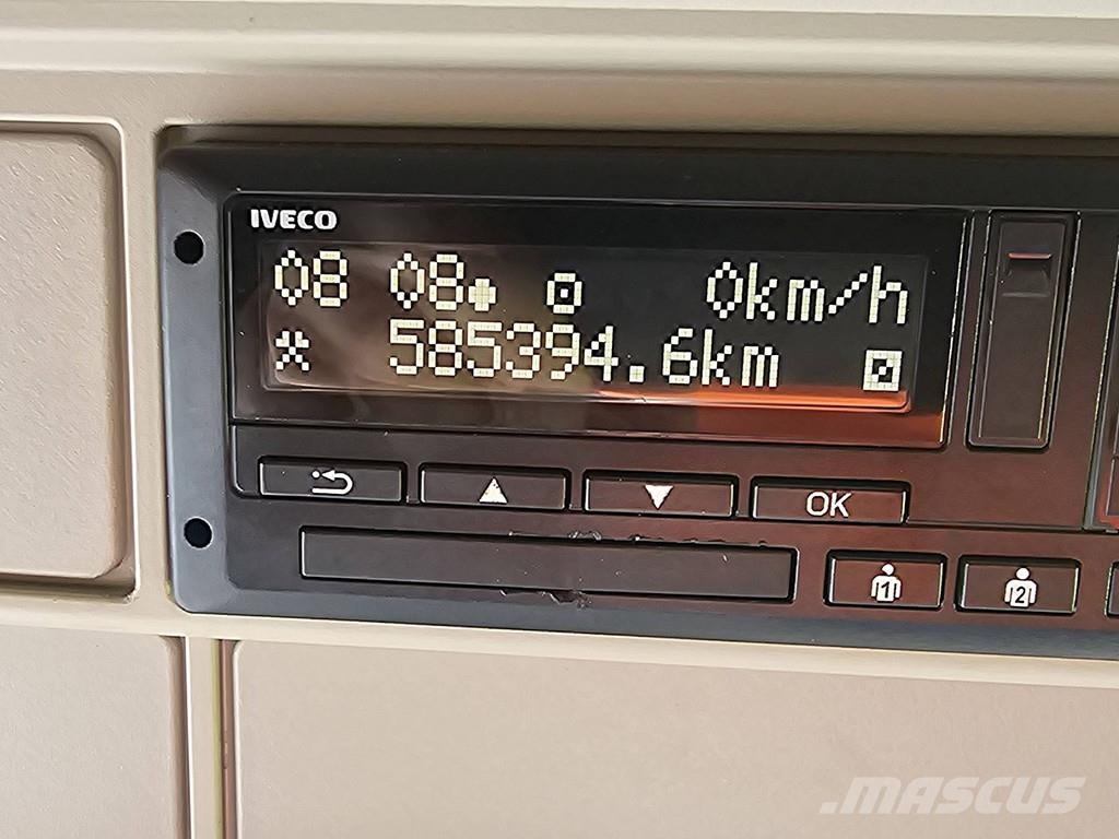 Iveco S-WAY AS440S46 LNG Naudoti vilkikai