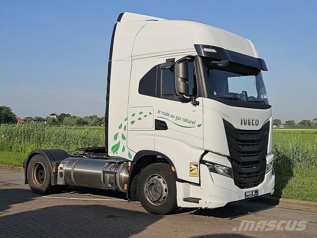 Iveco S-WAY AS440S46 LNG Naudoti vilkikai