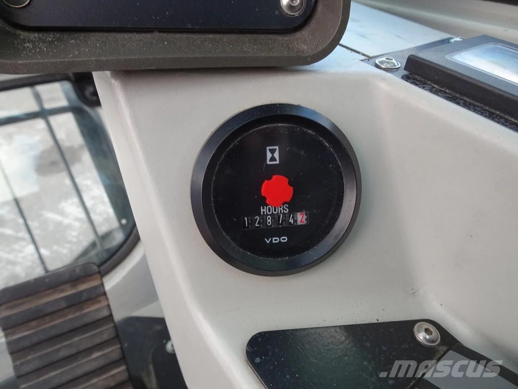 Sennebogen 818 Waste / industry handlers