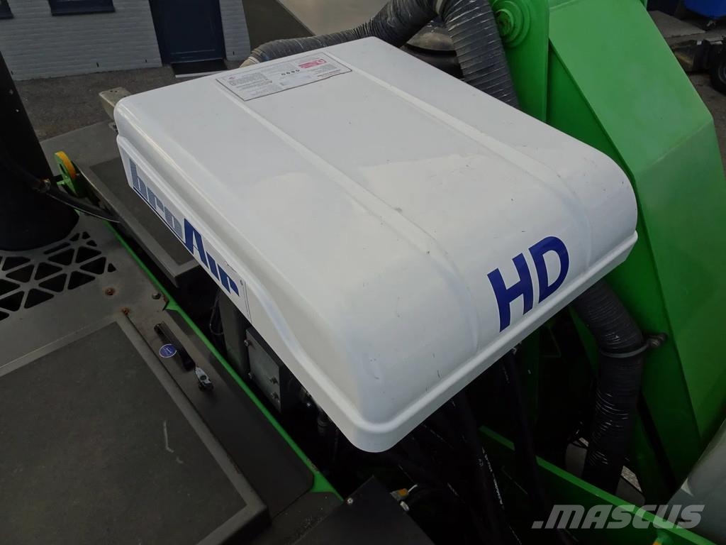 Sennebogen 818 Waste / industry handlers