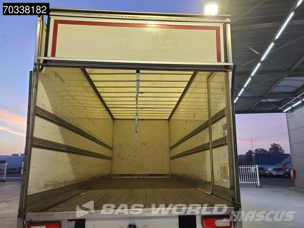 DAF LF 210 4X2 12t NL-Truck 1500kg Ladebordwand Automa Bakwagens met gesloten opbouw
