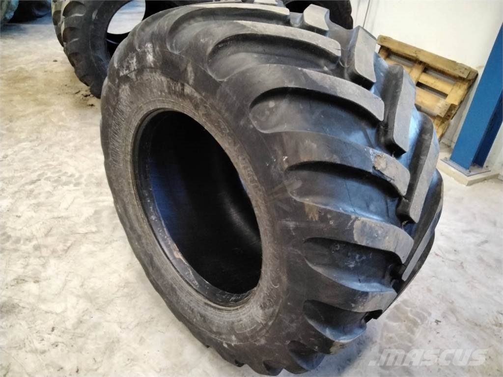 Trelleborg Twin 428 750/45x30,5 Used/Beg Гуми
