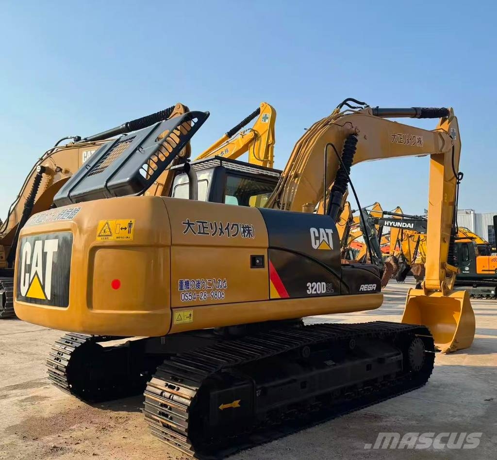 CAT 320 D 대형 굴삭기 29톤 이상