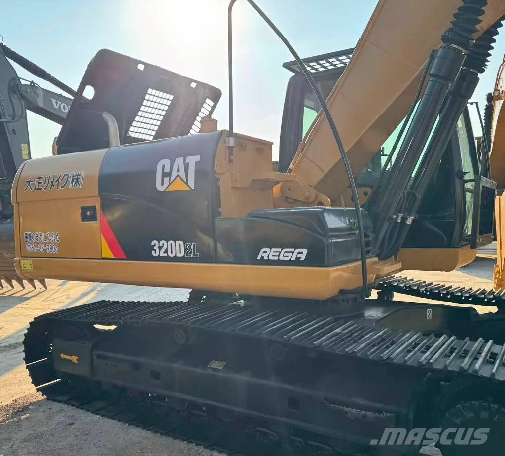 CAT 320 D 대형 굴삭기 29톤 이상