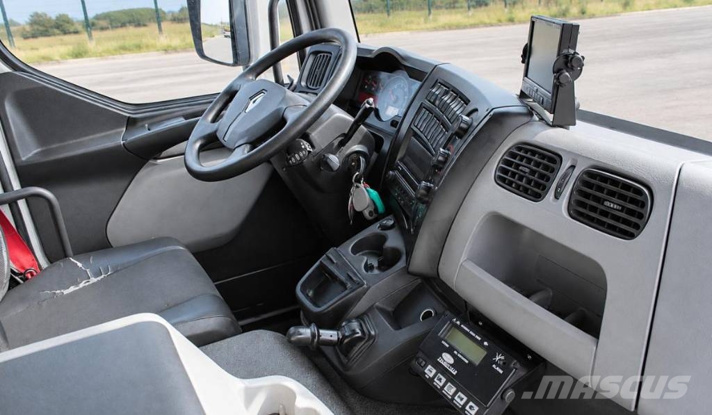 Renault D 240 - Mono Temperatura---071 冷藏车