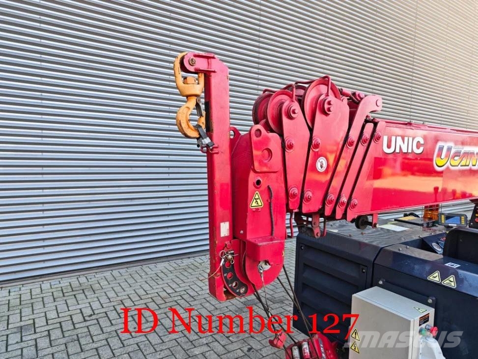Unic URW 506 CDME Radio Remote 338 Hours 0.5 T Jip! Tracked cranes
