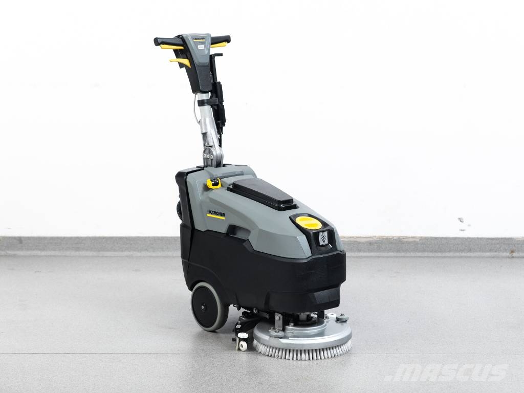 Kärcher BD 40/12 C BP - NEW BATTERIES Fregadora
