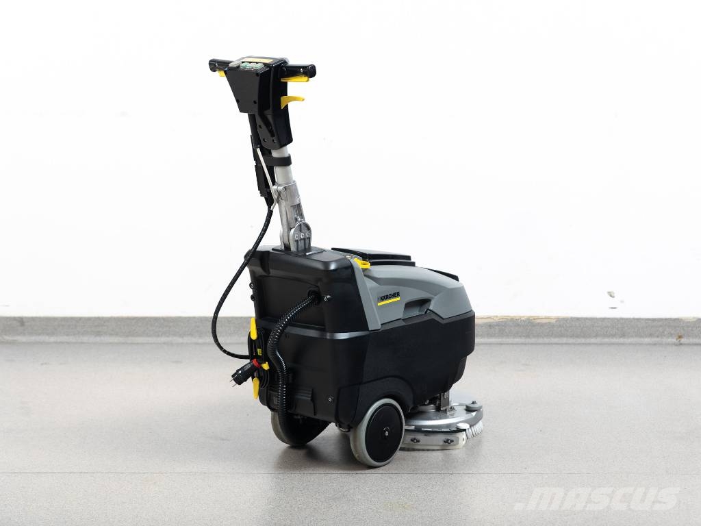 Kärcher BD 40/12 C BP - NEW BATTERIES Fregadora
