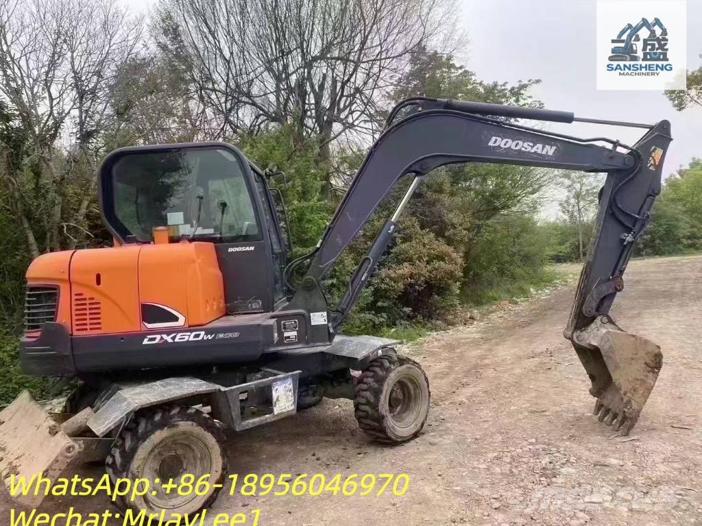 Doosan DX60W Wielgraafmachines