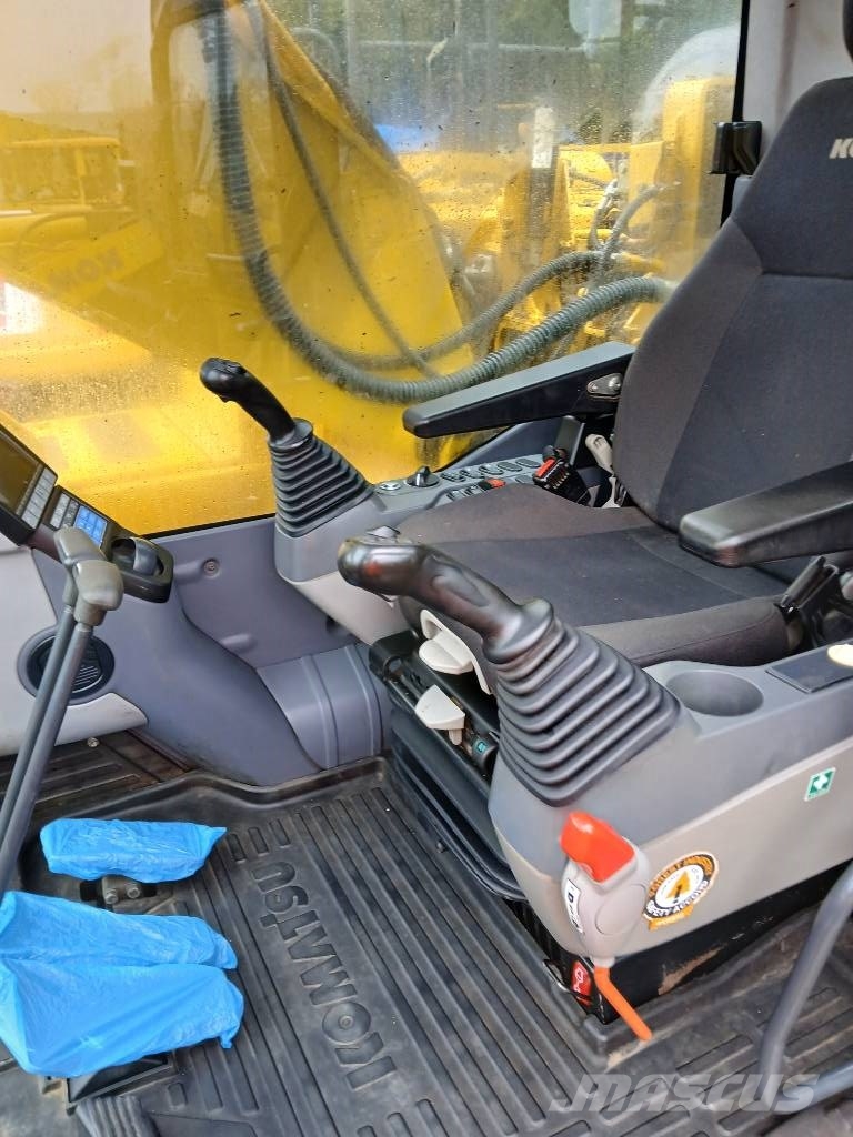 Komatsu PC210LC-11 Bageri gusjeničari
