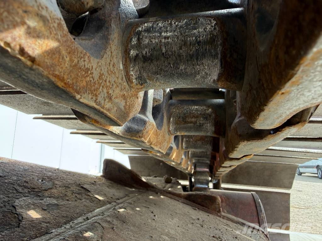 New Holland Kobelco E235B SR-2 - 360° Camera / Hammer lines Bagri goseničarji