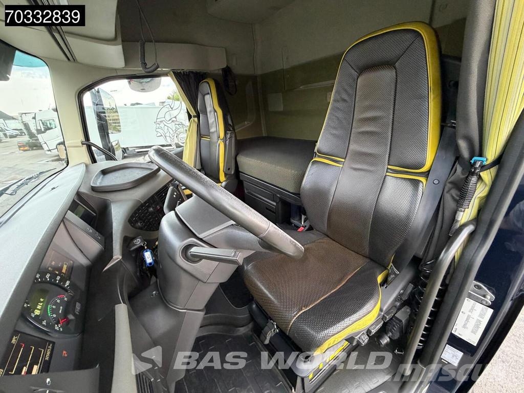 Volvo FH16 750 6X4 XL Retarder 2x Tanks Hydraulic Standk Vetopöytäautot