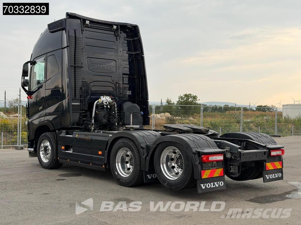 Volvo FH16 750 6X4 XL Retarder 2x Tanks Hydraulic Standk Vetopöytäautot