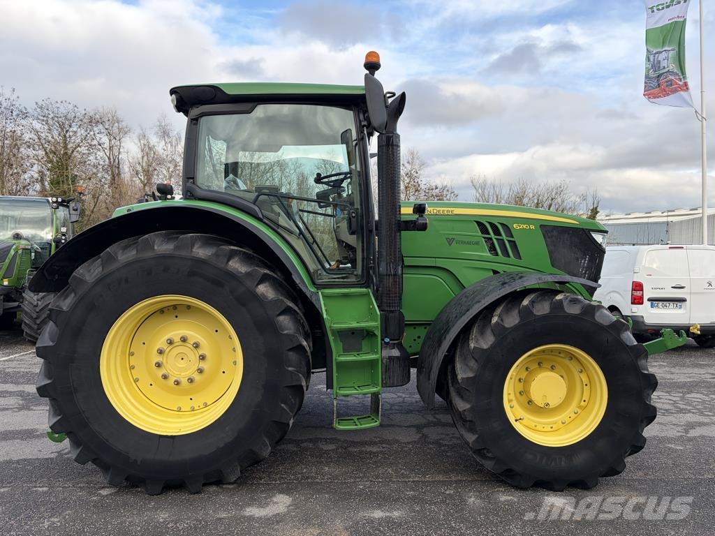 John Deere 6210R Traktorid