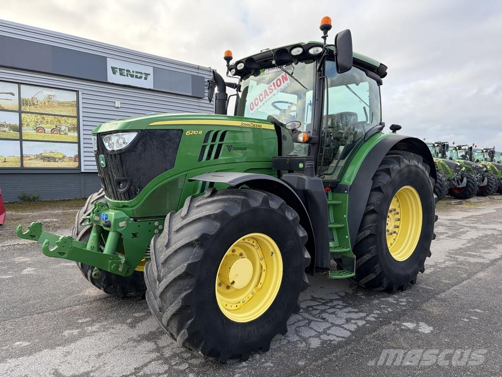 John Deere 6210R Trattori