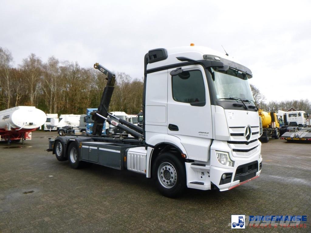 Mercedes-Benz Actros 2843 6x2 Hyva container hook 20t Камиони с кран с кука