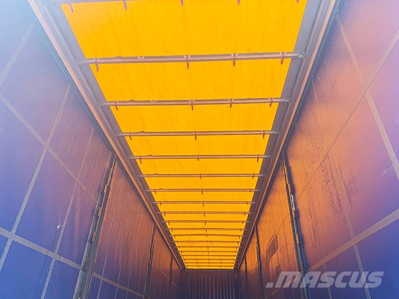Krone Curtainsider / Planenauflieger Curtainsider semi-trailers