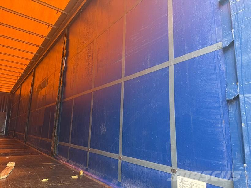 Krone Curtainsider / Planenauflieger Curtainsider semi-trailers