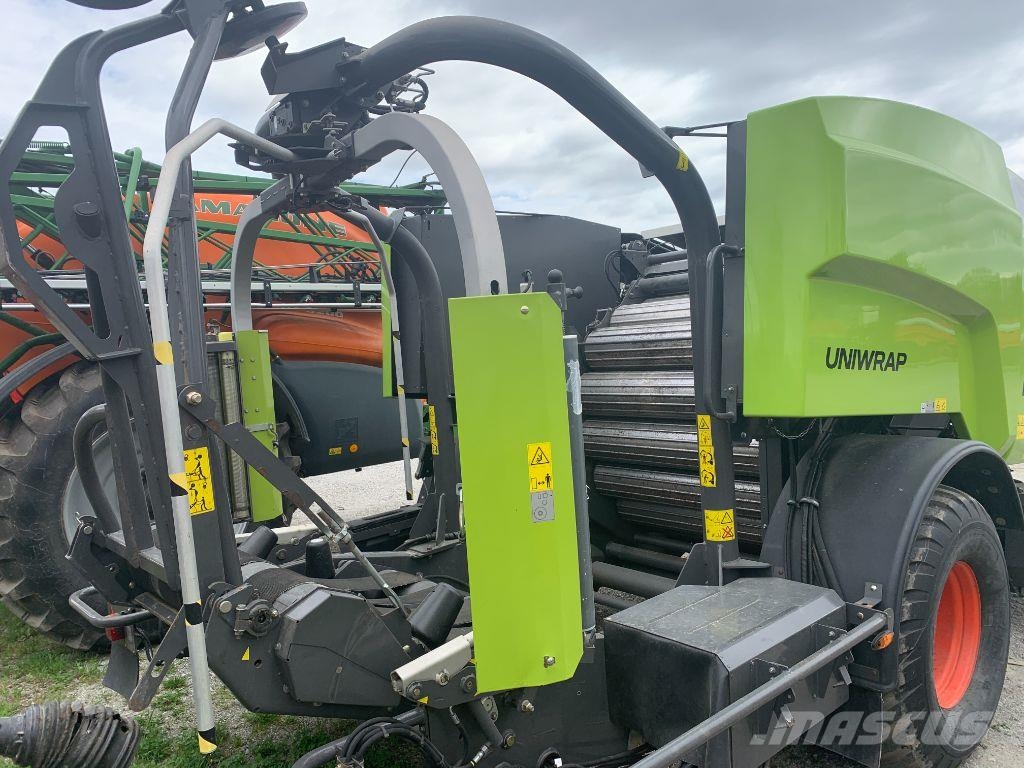 CLAAS Rollant 455 RC Uniwrap Round balers