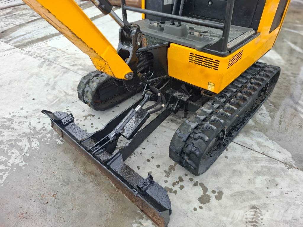 JCB 16 C-1 حفارات صغيرة أقل من 7 طن (حفارات صغيرة)