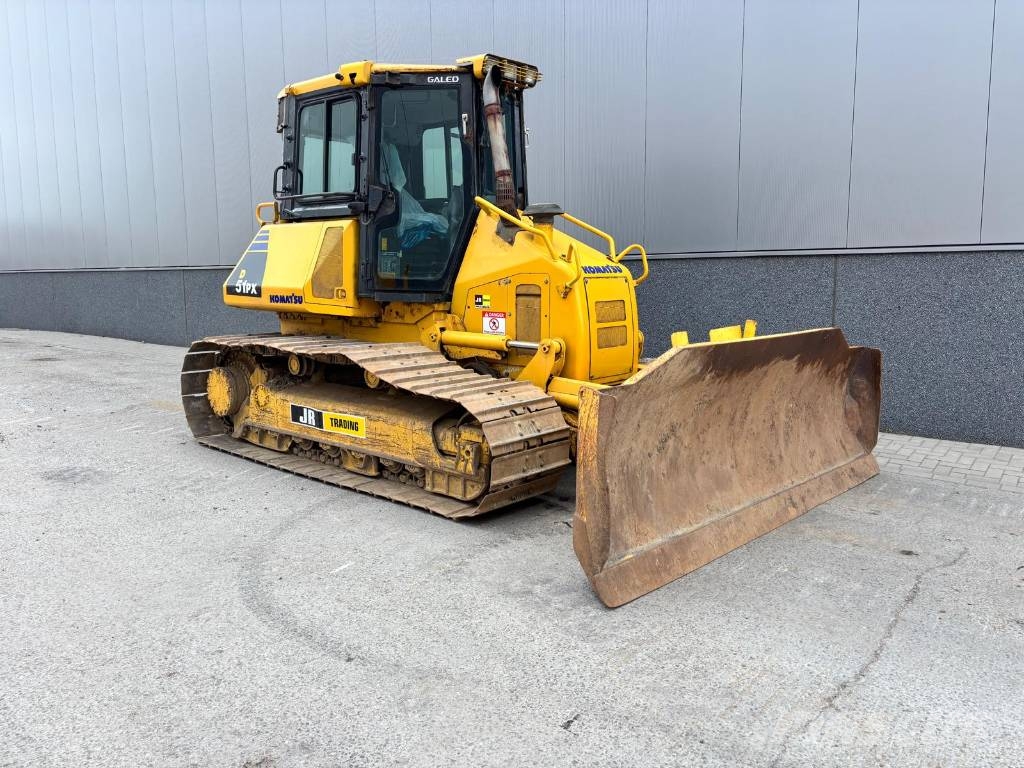 Komatsu D 51 PX-22 Buldožeri guseničari