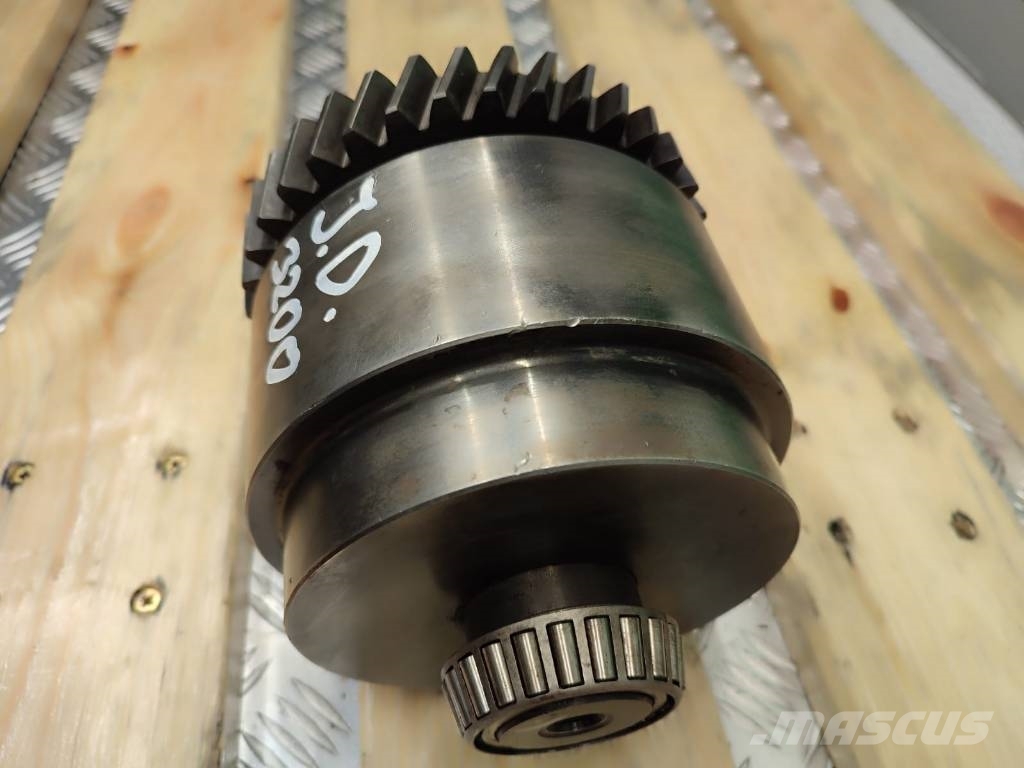 John Deere 70249OE01M022 JOHN DEERE 3200 gearbox basket Getriebe