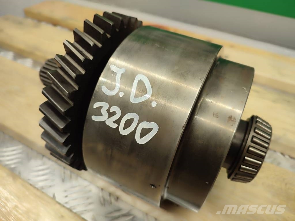 John Deere 70249OE01M022 JOHN DEERE 3200 gearbox basket Getriebe