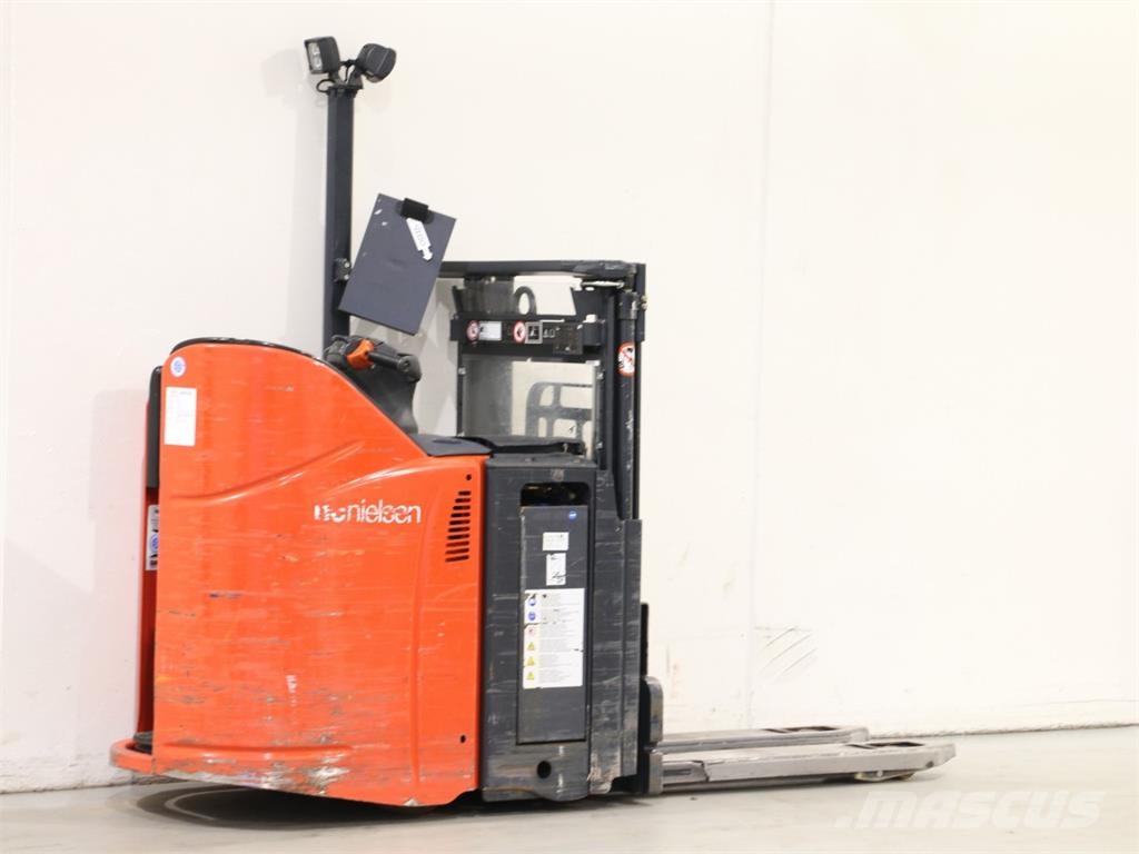 Linde L12LSP/133 Pedestrian stacker